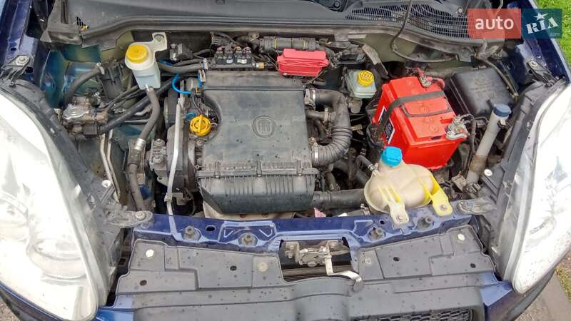 Минивэн Fiat Doblo 2012 в Черкассах