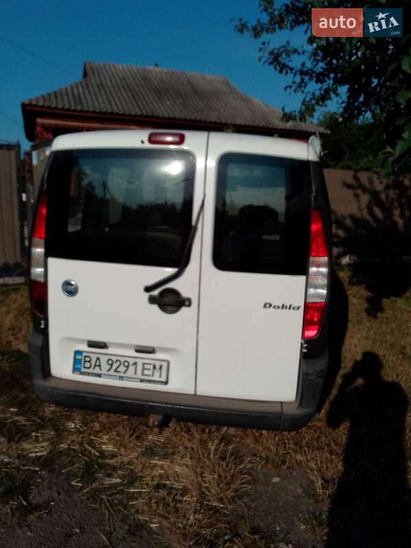 Минивэн Fiat Doblo 2005 в Гайвороне