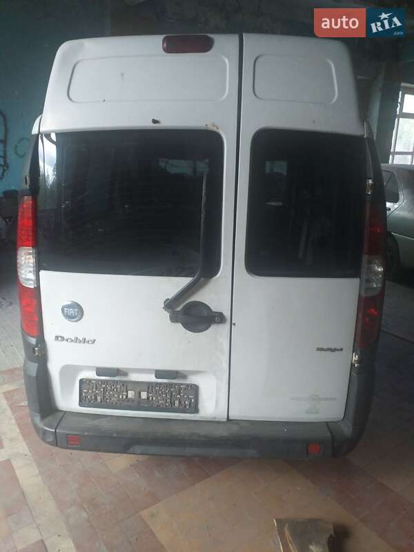 Универсал Fiat Doblo 2006 в Сарнах