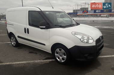 Вантажний фургон Fiat Doblo 2013 в Києві