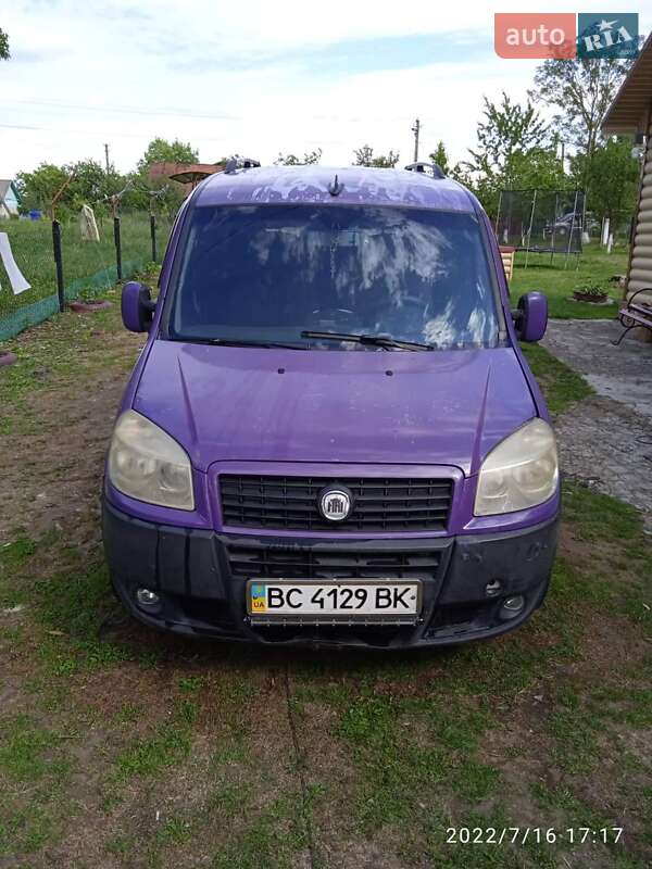 Минивэн Fiat Doblo 2008 в Дрогобыче