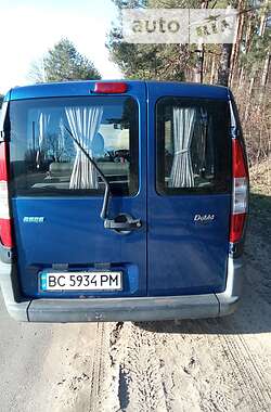 Минивэн Fiat Doblo 2004 в 