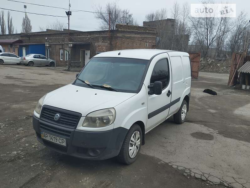 Грузовой фургон Fiat Doblo 2006 в Запорожье
