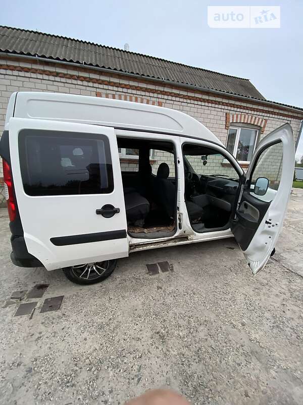 Пикап Fiat Doblo 2007 в Полонном