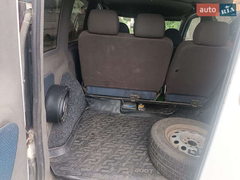 Минивэн Fiat Doblo 2005 в Изюме
