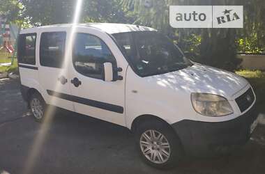 Минивэн Fiat Doblo 2006 в Ровно