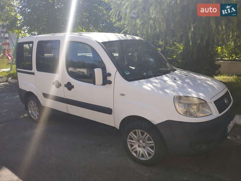 Минивэн Fiat Doblo 2006 в 