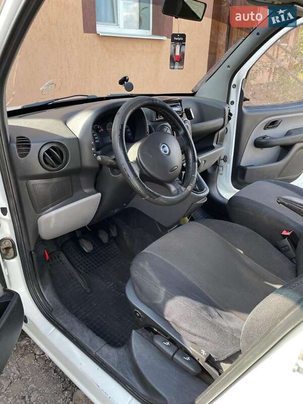 Минивэн Fiat Doblo 2005 в Сумах