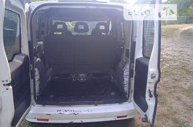 Грузовой фургон Fiat Doblo 2012 в 