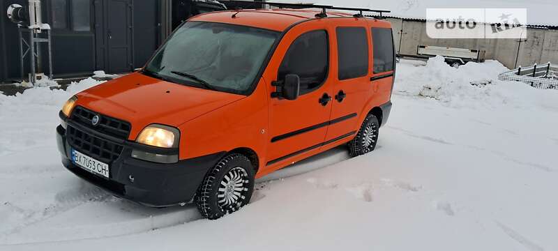 Минивэн Fiat Doblo 2003 в Шумске