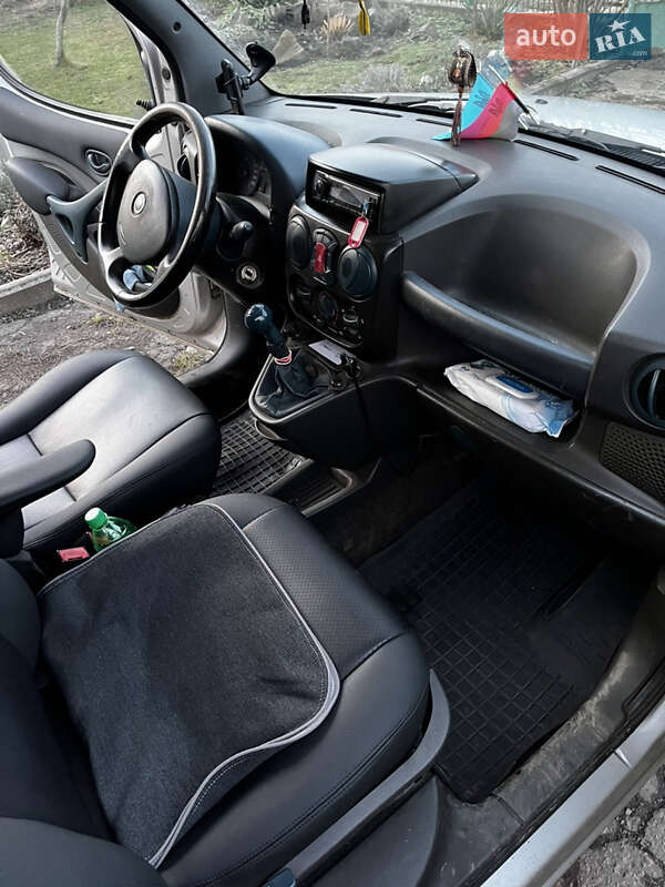 Минивэн Fiat Doblo 2004 в Сокале