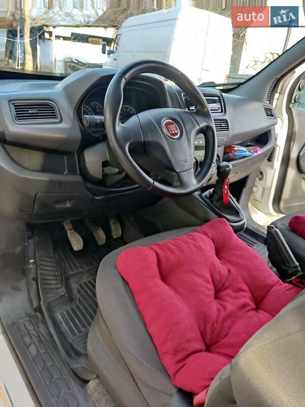 Минивэн Fiat Doblo 2014 в Сокирянах