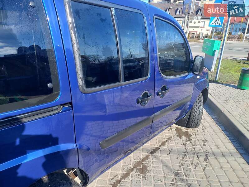 Минивэн Fiat Doblo 2012 в Виннице