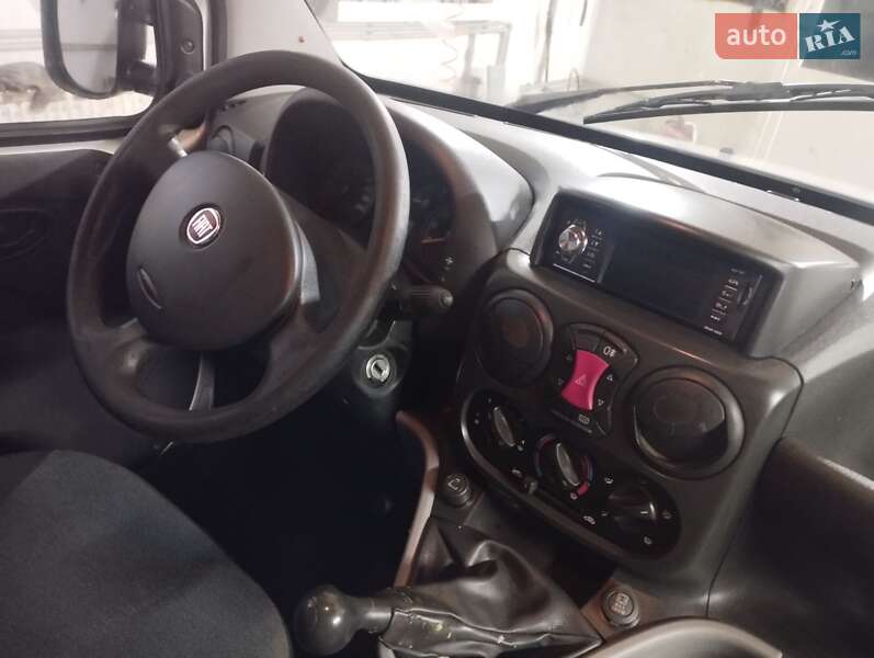 Мінівен Fiat Doblo 2013 в Львові фото 7 Мінівен Fiat Doblo 2013 в Львові