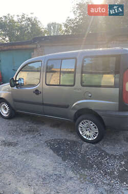 Минивэн Fiat Doblo 2006 в 