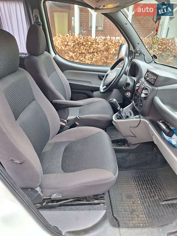 Минивэн Fiat Doblo 2008 в Одессе