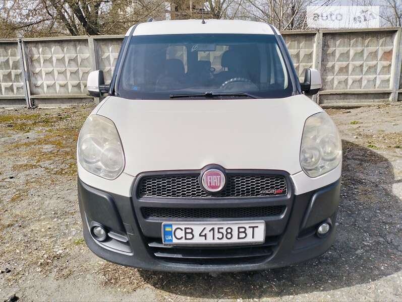 Fiat Doblo 2011