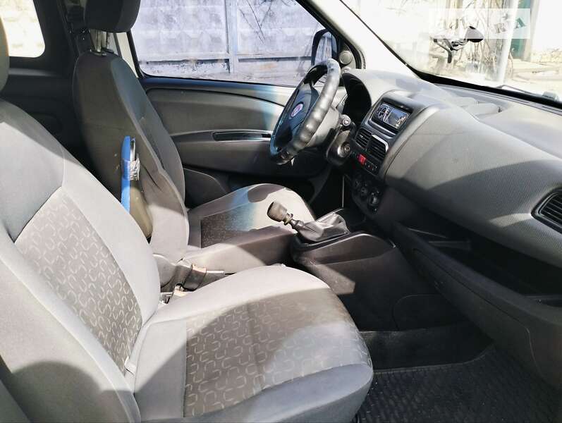 Минивэн Fiat Doblo 2011 в Чернигове