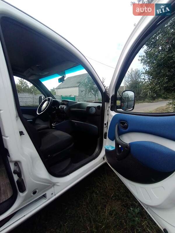 Минивэн Fiat Doblo 2005 в Аулах