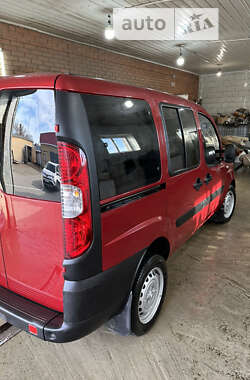 Мінівен Fiat Doblo 2011 в Рокитному