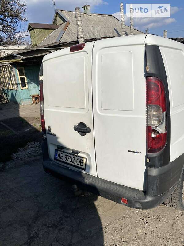 Вантажний фургон Fiat Doblo 2009 в Лозовій