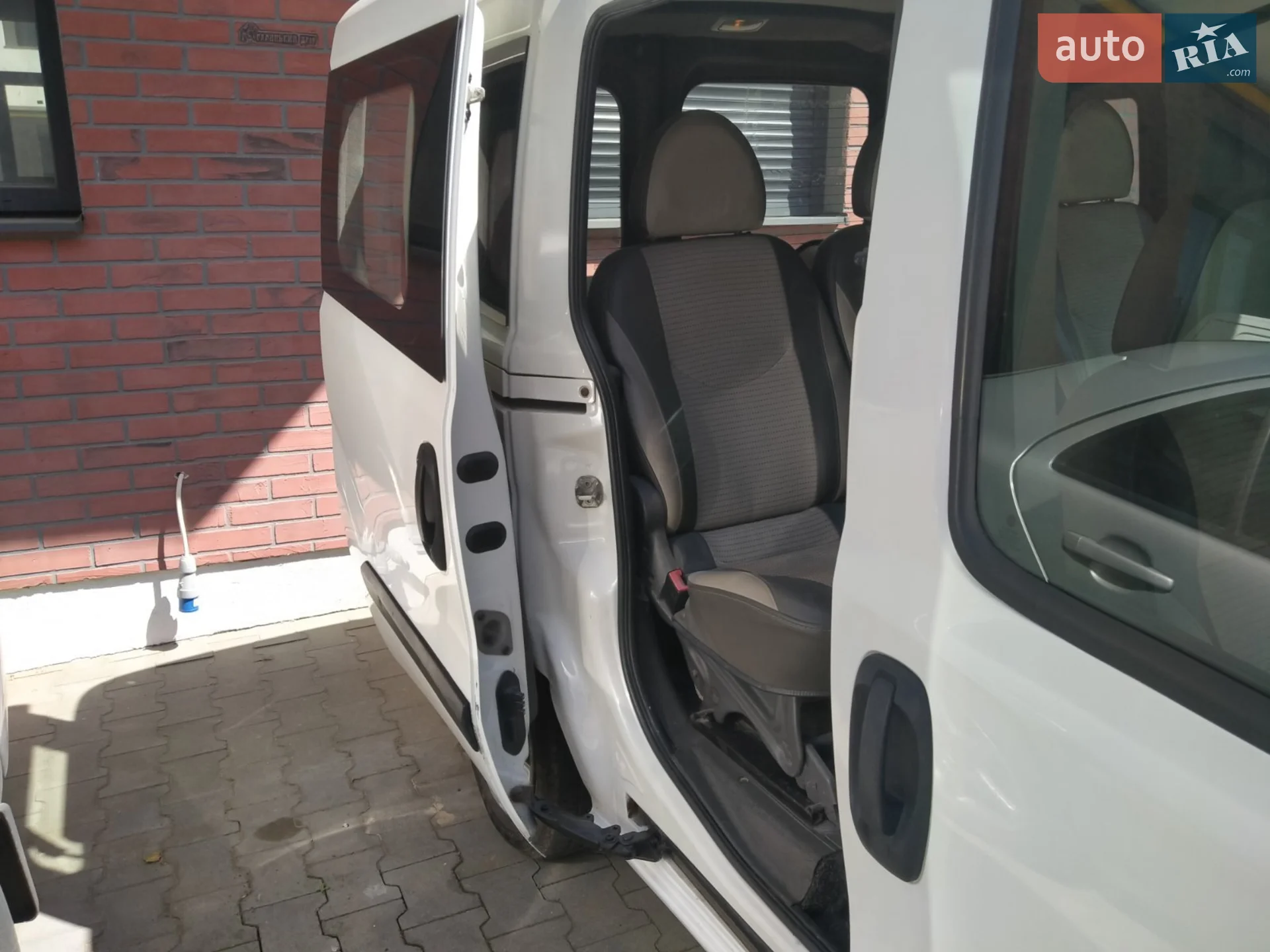 2010 Fiat Doblo - мініатюра 3