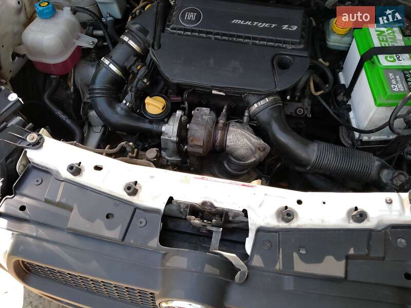 Минивэн Fiat Doblo 2010 в Львове фото 8 Минивэн Fiat Doblo 2010 в Львове