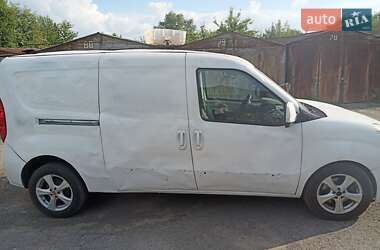 Минивэн Fiat Doblo 2010 в Киеве