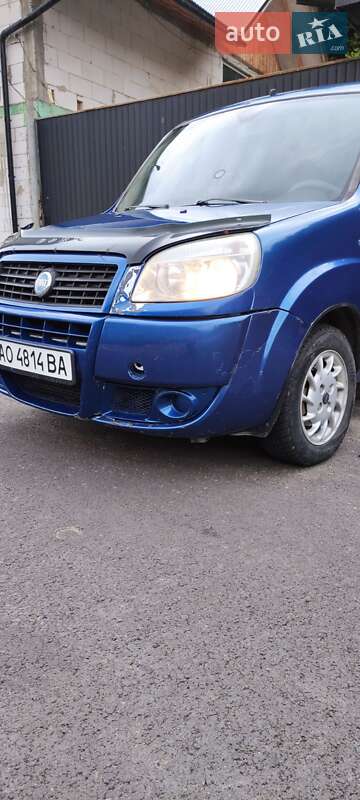 Минивэн Fiat Doblo 2007 в Тячеве