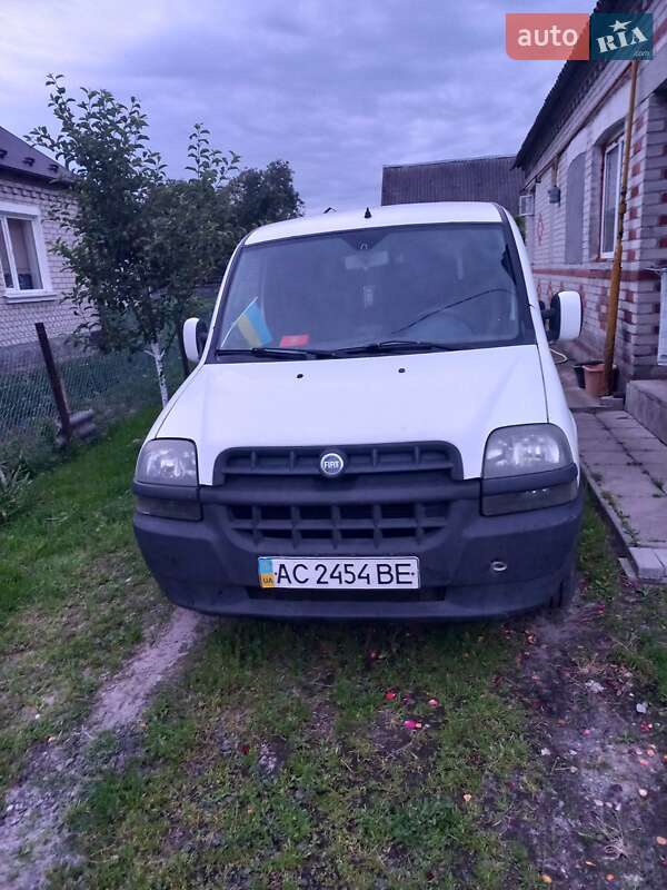 Минивэн Fiat Doblo 2002 в Ратным