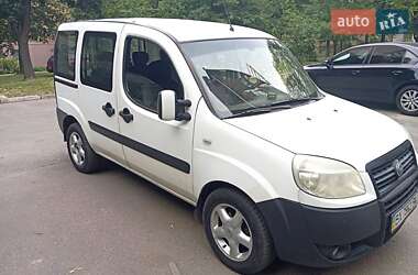 Минивэн Fiat Doblo 2007 в Киеве