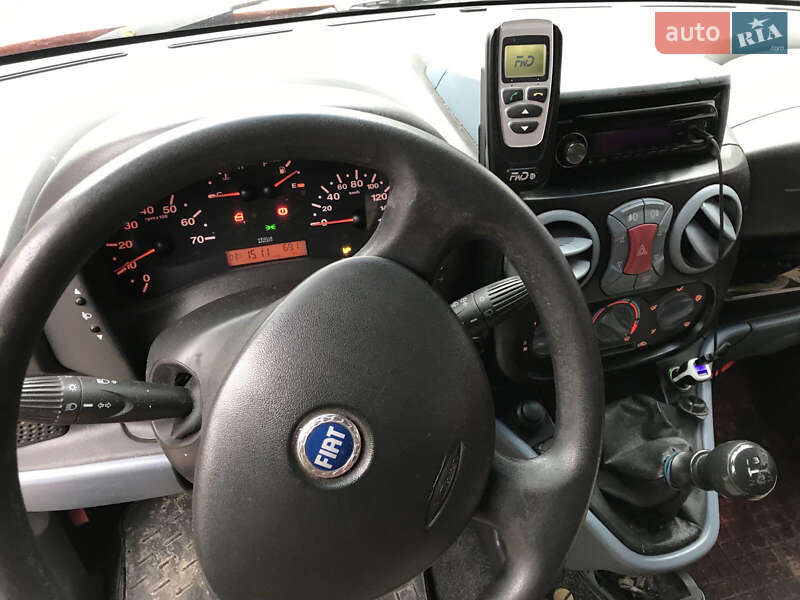 Минивэн Fiat Doblo 2004 в Луцке