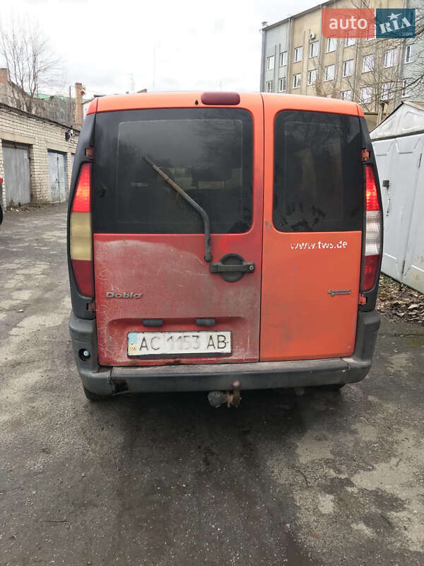 Минивэн Fiat Doblo 2004 в Луцке