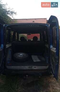 Минивэн Fiat Doblo 2003 в 