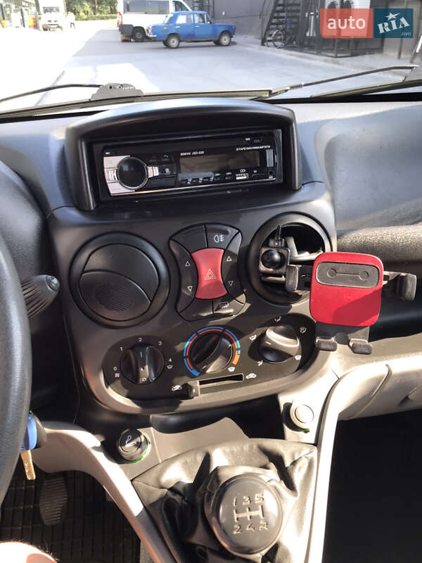 Минивэн Fiat Doblo 2008 в Буске