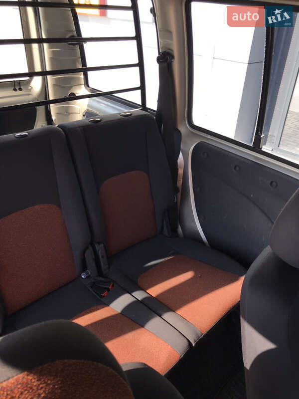 Минивэн Fiat Doblo 2008 в Буске