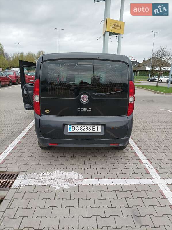 Мінівен Fiat Doblo 2010 в Львові