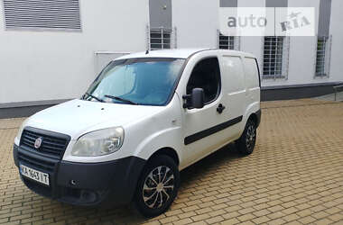 Вантажний фургон Fiat Doblo 2011 в Києві