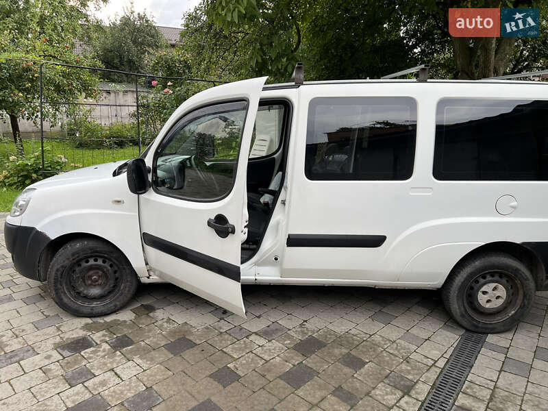 Минивэн Fiat Doblo 2007 в Львове