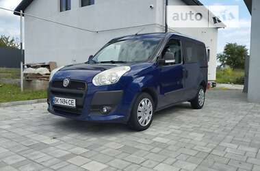 Мінівен Fiat Doblo 2011 в Рівному