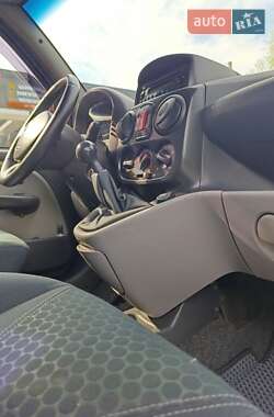 Минивэн Fiat Doblo 2006 в 