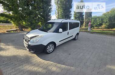 Мінівен Fiat Doblo 2013 в Кіцмані