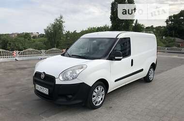 Вантажний фургон Fiat Doblo 2011 в Харкові