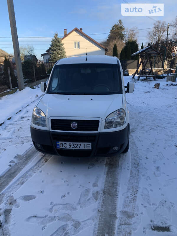 Минивэн Fiat Doblo 2009 в Львове