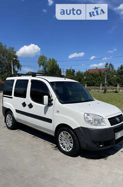 Минивэн Fiat Doblo 2007 в Долине