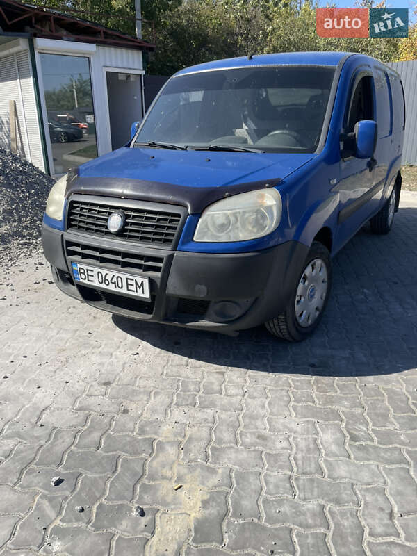 Грузовой фургон Fiat Doblo 2009 в Николаеве