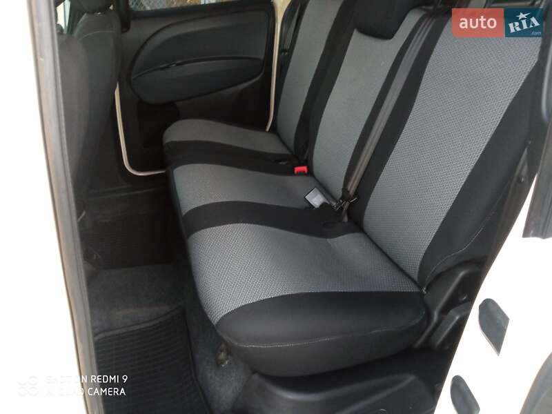 Мінівен Fiat Doblo 2010 в Черкасах фото 9 Мінівен Fiat Doblo 2010 в Черкасах