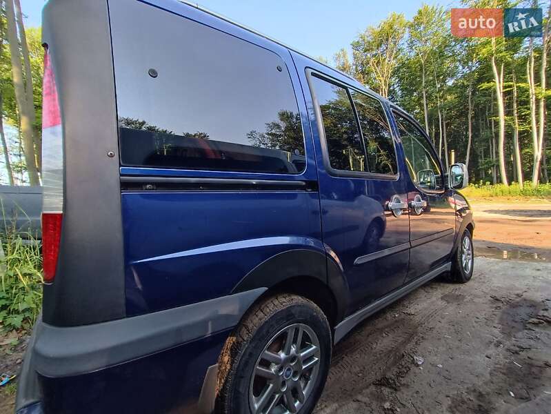 Минивэн Fiat Doblo 2005 в Новояворовске