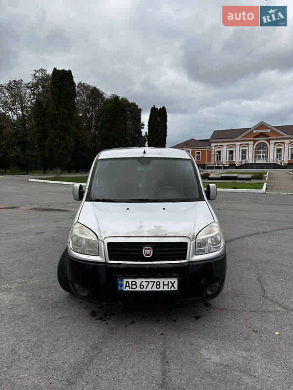 Вантажний фургон Fiat Doblo 2008 в Хмільнику