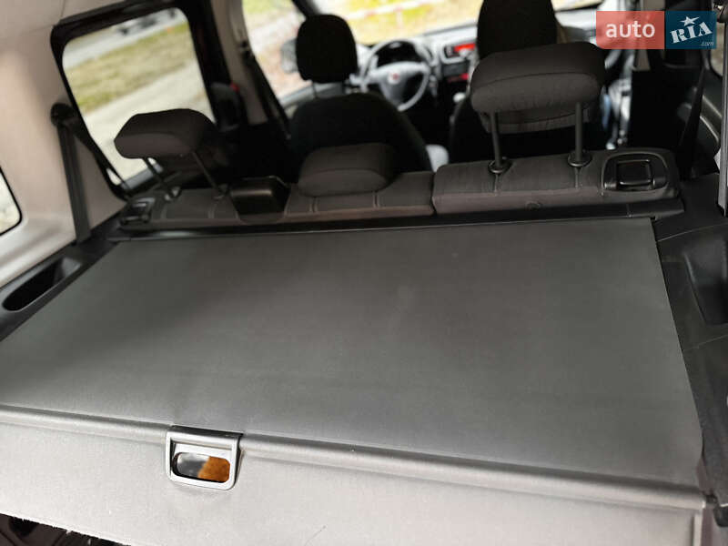 Мінівен Fiat Doblo 2011 в Сумах